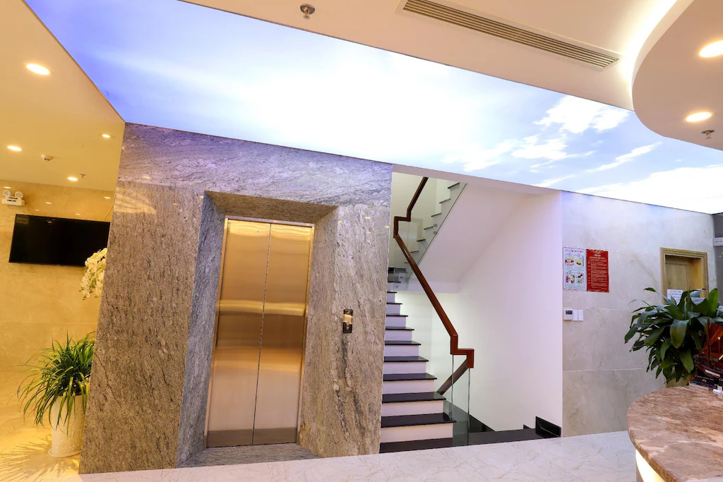 Prague Hotel HCM — Ảnh 6